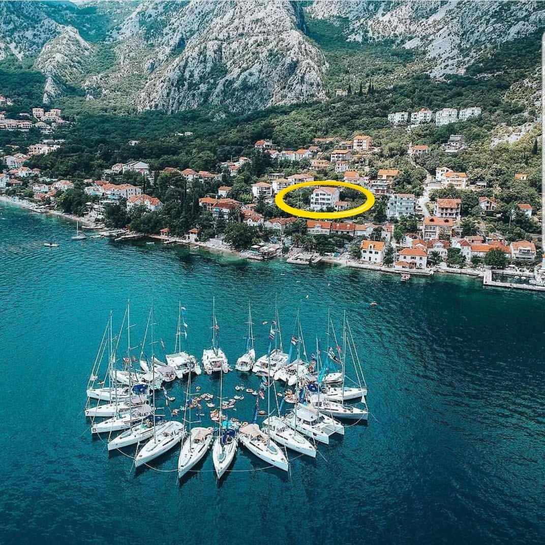 Sea Star Luxury Apartment Котор Екстериор снимка