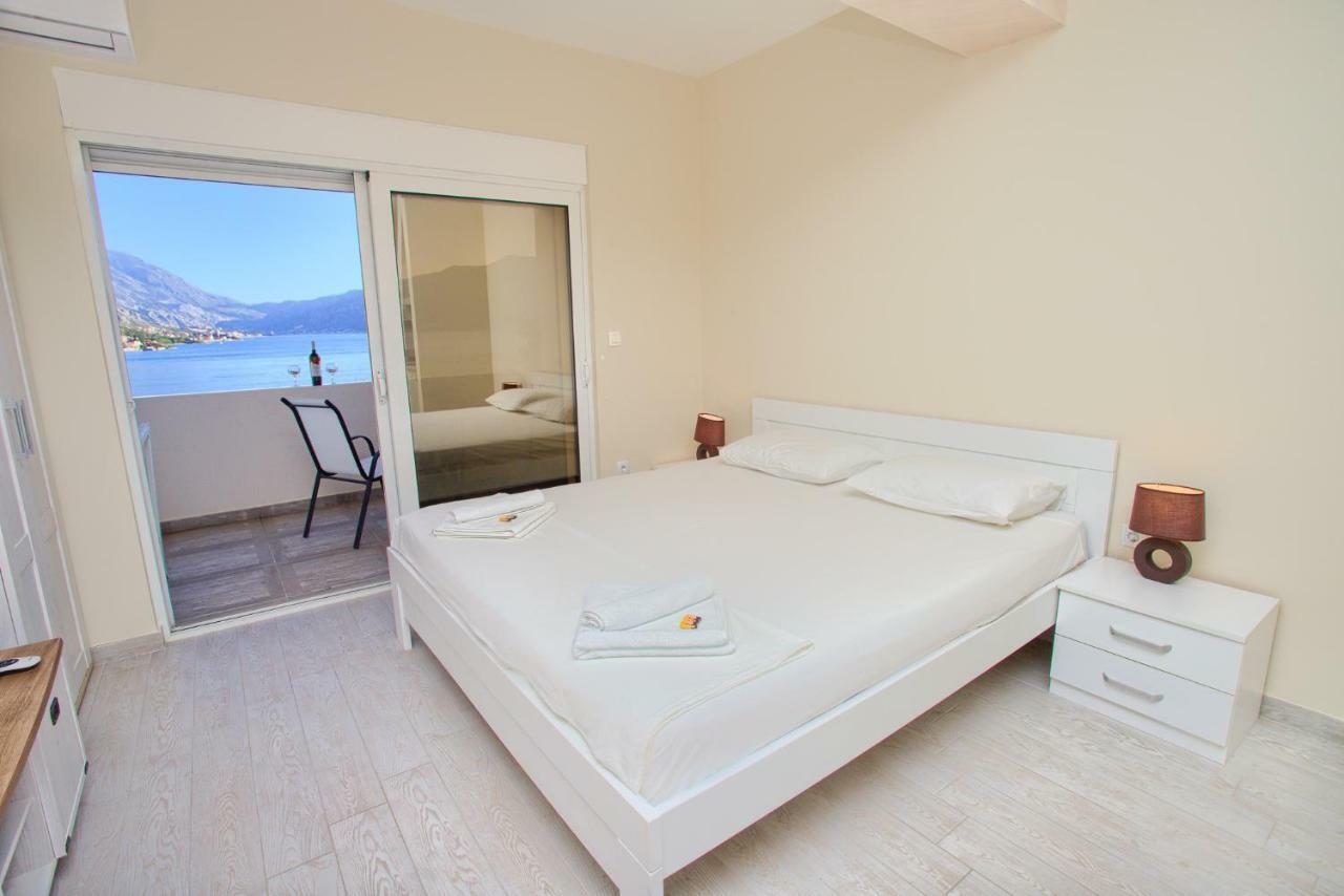 Sea Star Luxury Apartment Котор Екстериор снимка